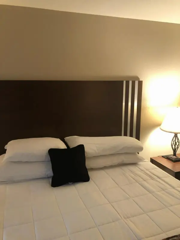 Red Lion Inn and Suites La Pine, Oregon 5